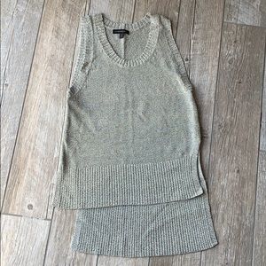 Banana Republic summer sweater tank high low slit